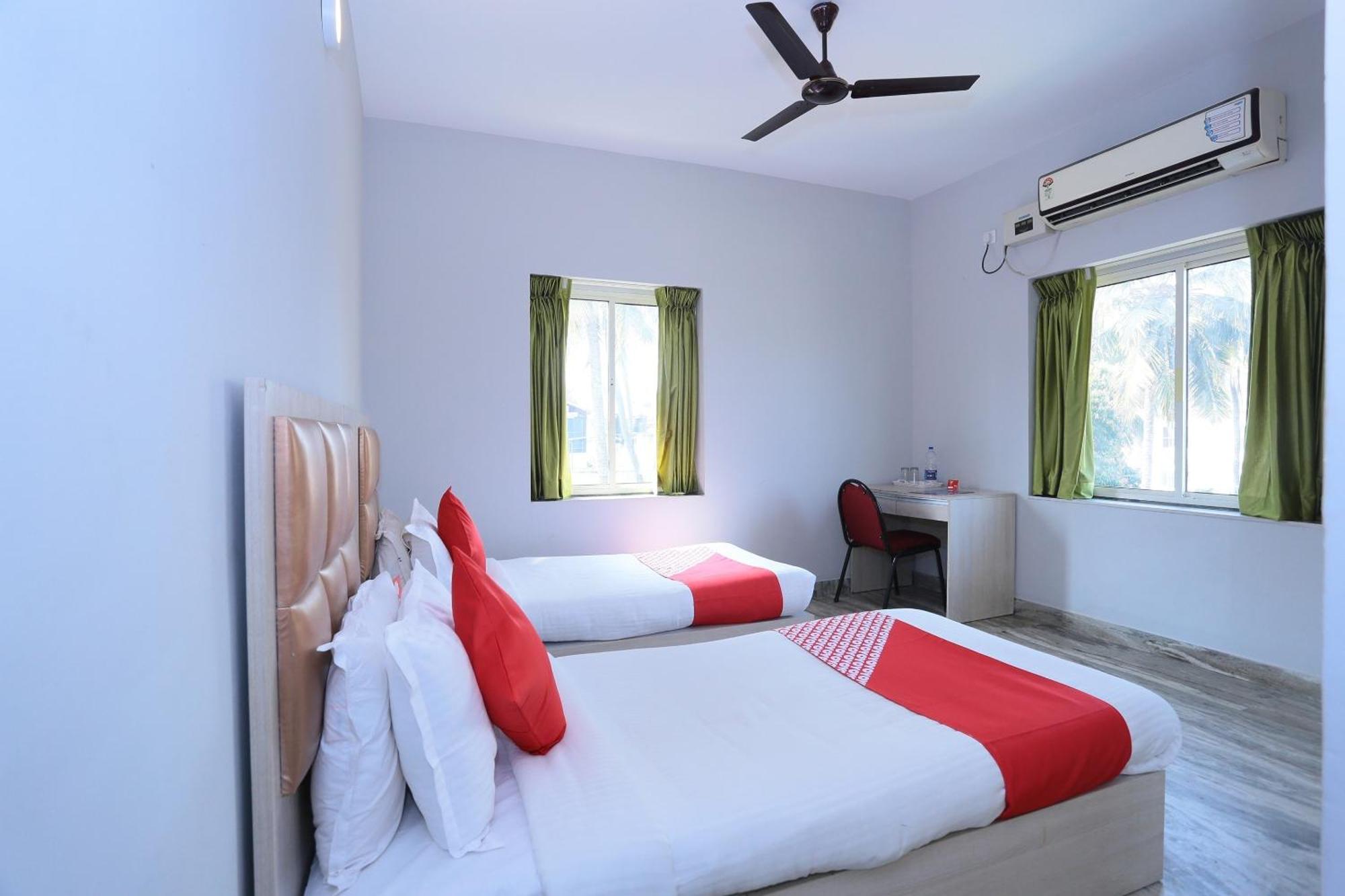 Super Townhouse Prince Palace Thiruvananthapuram Extérieur photo