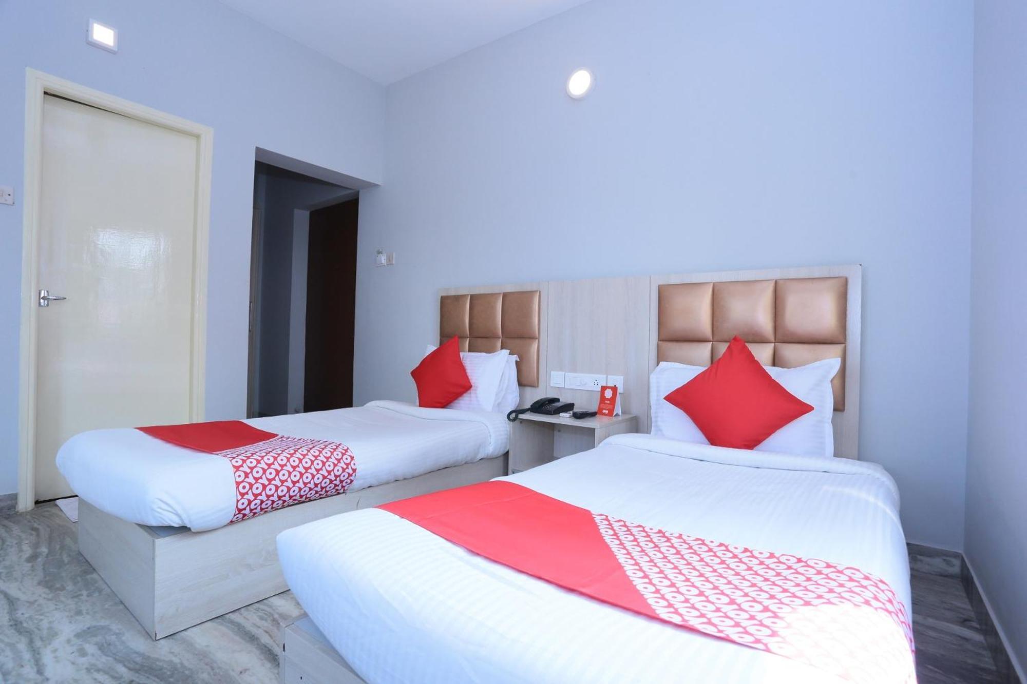 Super Townhouse Prince Palace Thiruvananthapuram Extérieur photo