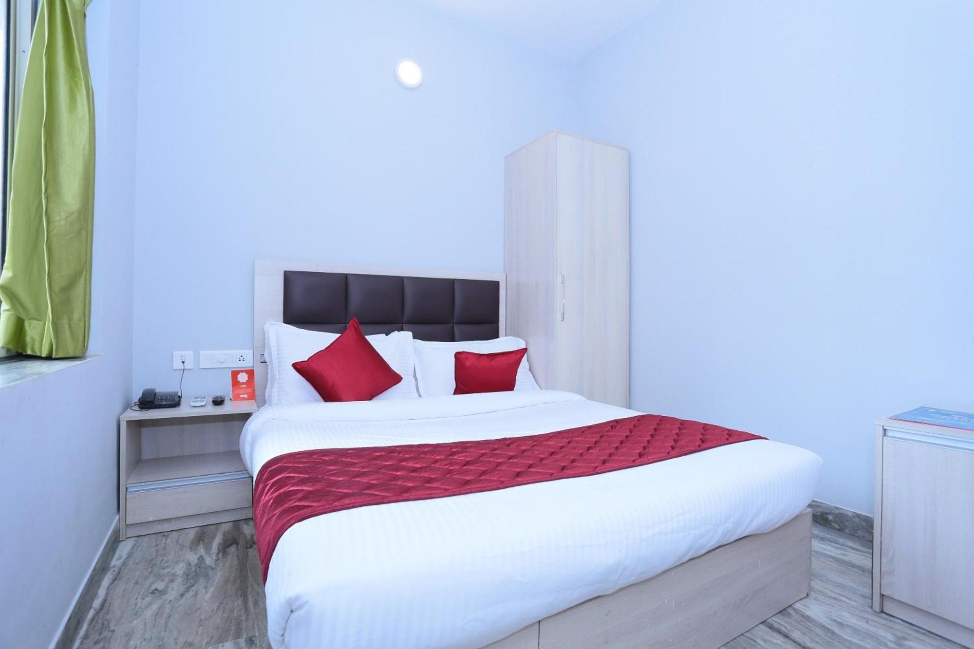 Super Townhouse Prince Palace Thiruvananthapuram Extérieur photo