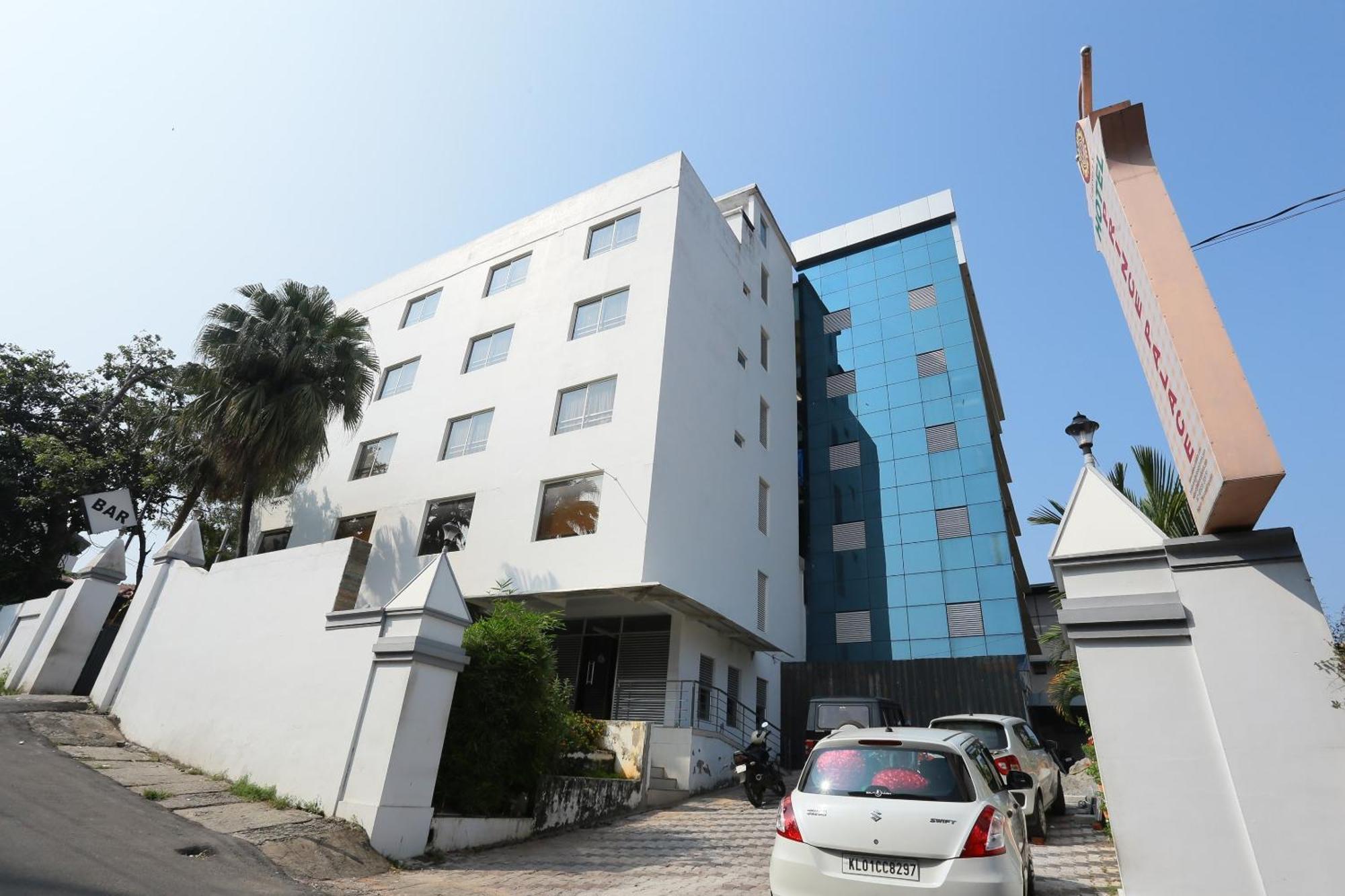 Super Townhouse Prince Palace Thiruvananthapuram Extérieur photo