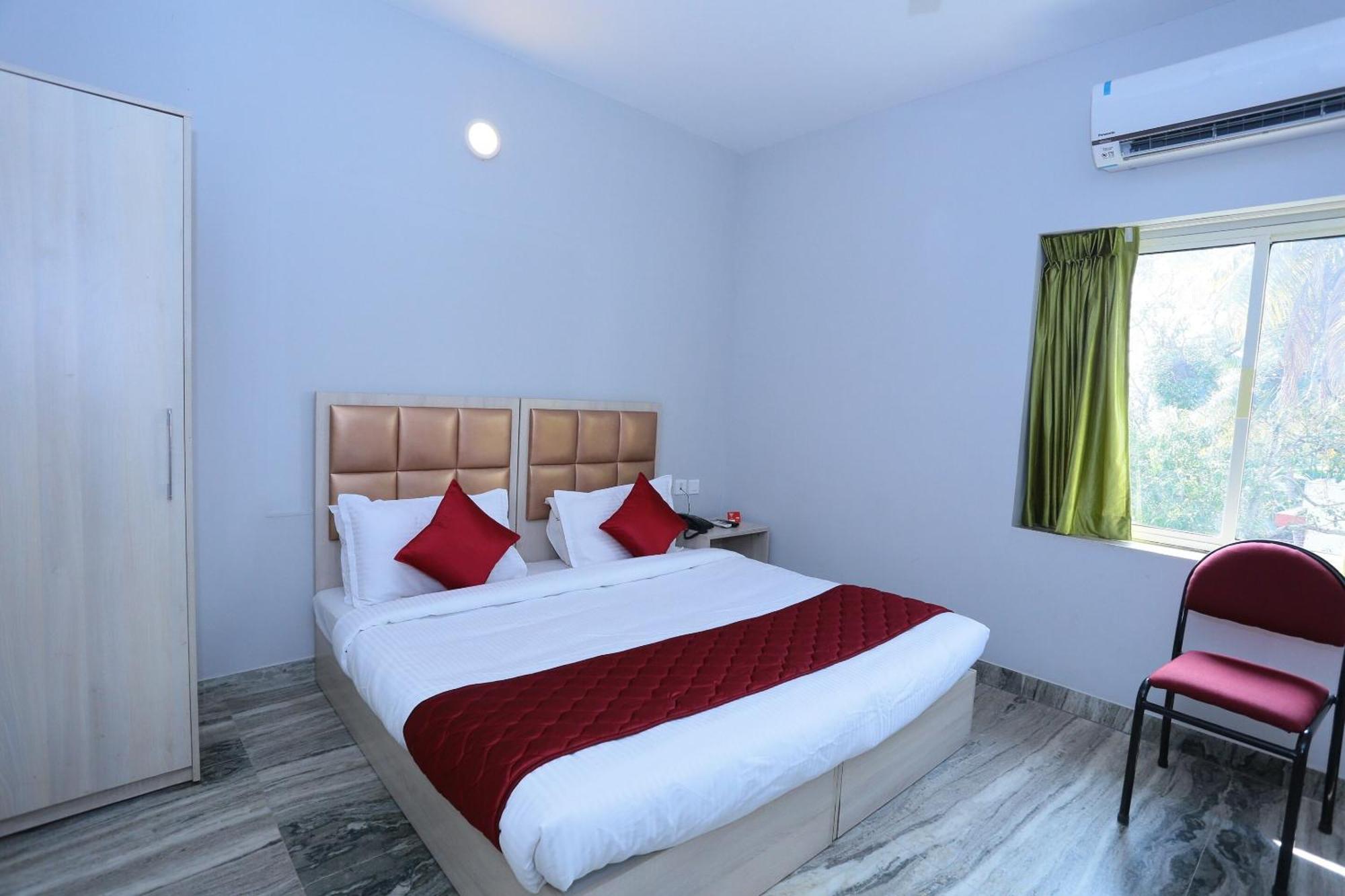 Super Townhouse Prince Palace Thiruvananthapuram Extérieur photo